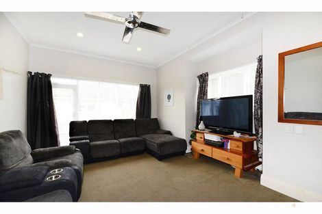 Photo of property in 23 Harris Street, Waimate, 7924