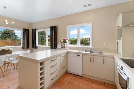 Photo of property in 48 Toi Street, Otaki Beach, Otaki, 5512