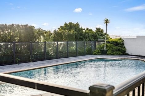 Photo of property in 38 Venus Place, Half Moon Bay, Auckland, 2012