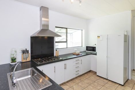 Photo of property in 16 Rawiri Street, Kaiti, Gisborne, 4010