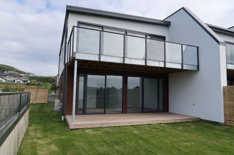 Photo of property in 61a Whitford Brown Avenue, Papakowhai, Porirua, 5024