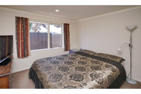 Photo of property in 58a Northcote Road, Northcote, Christchurch, 8052