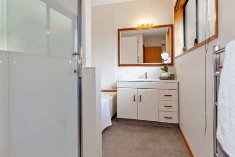 Photo of property in 93 Waratah Street, Avondale, Christchurch, 8061