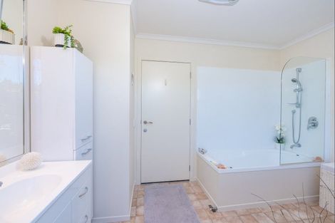 Photo of property in 2 Jarden Mile, Nukuhau, Taupo, 3330