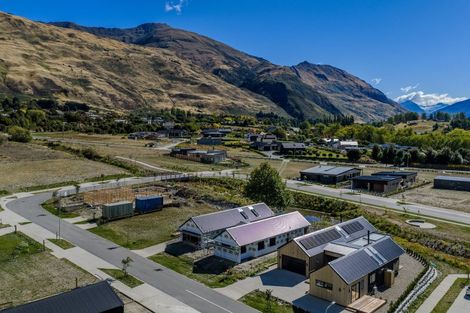 Photo of property in 4 Glenbrae Crescent, Wanaka, 9305