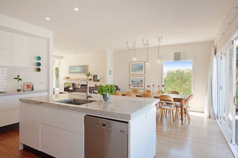 Photo of property in 19 Ventnor Street, Seatoun, Wellington, 6022