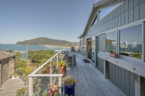 Photo of property in 22 Tairua Terrace, Tairua, 3508
