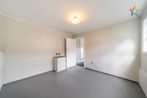 Photo of property in 231 Dowse Drive, Maungaraki, Lower Hutt, 5010