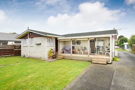 Photo of property in 9 Kimberley Grove, Westbrook, Palmerston North, 4412
