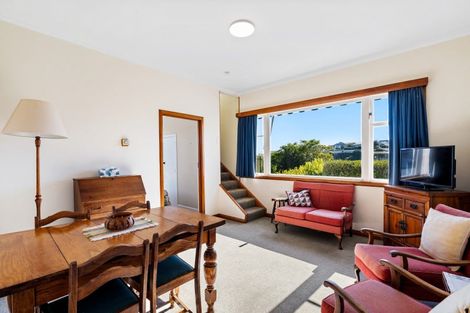 Photo of property in 11 Coleman Terrace, Hospital Hill, Napier, 4110