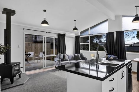 Photo of property in 11 Chesney Street, Bell Block, New Plymouth, 4312