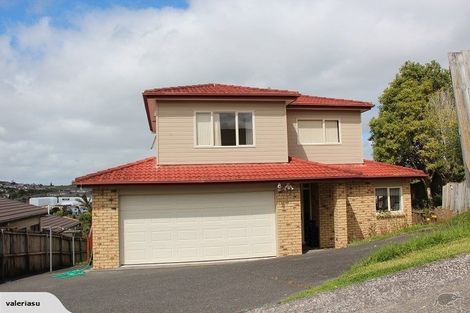 Photo of property in 4 Trotting Terrace, Fairview Heights, Auckland, 0632