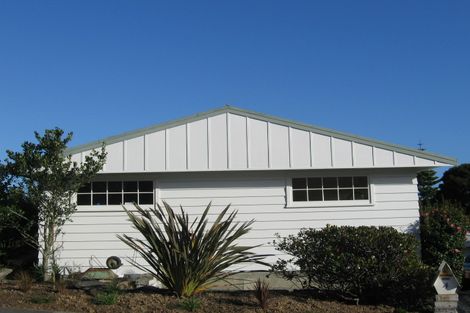 Photo of property in 4 Arapawa Place, Plimmerton, Porirua, 5026