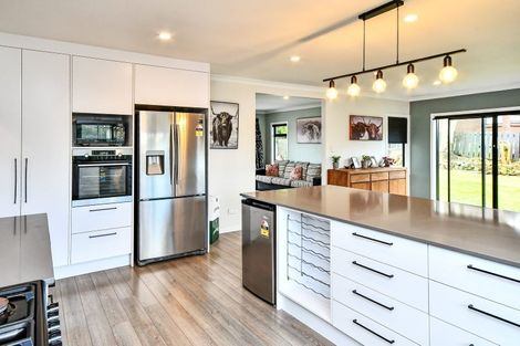 Photo of property in 516a Great South Road, Rosehill, Papakura, 2113