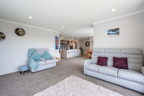 Photo of property in 11 Les Wakefield Road, Mapua, 7005