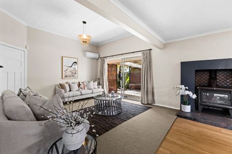 Photo of property in 161 Main Rd Clive, Clive, 4102