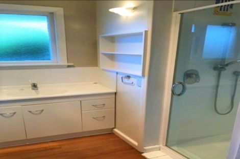 Photo of property in 14 Shearer Avenue, Papanui, Christchurch, 8052