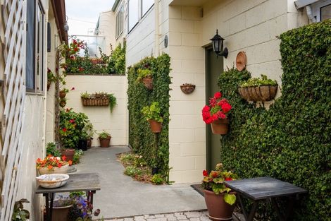 Photo of property in 24 Charles Street, Westshore, Napier, 4110