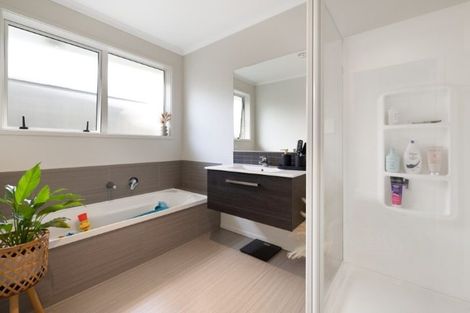 Photo of property in 16 Raby Lane, Pyes Pa, Tauranga, 3112