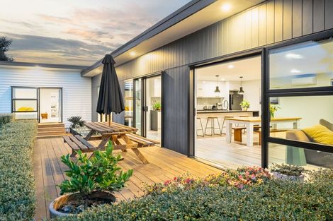 Photo of property in 7a Bideford Place, Dallington, Christchurch, 8061