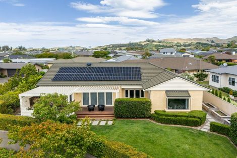 Photo of property in 6 Scott Place, Havelock North, 4130