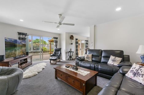 Photo of property in 687 Gloucester Road, Papamoa Beach, Papamoa, 3118