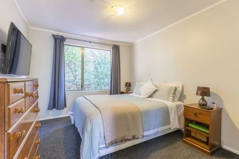 Photo of property in 28 Ruapehu Street, Paraparaumu, 5032