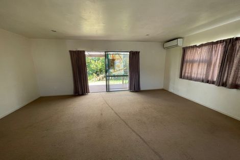 Photo of property in 346 Henderson Valley Road, Henderson Valley, Auckland, 0612
