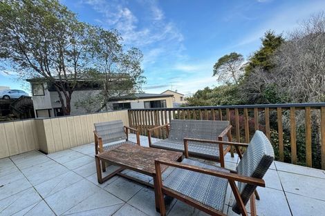 Photo of property in 49b Noeleen Street, Glenfield, Auckland, 0629