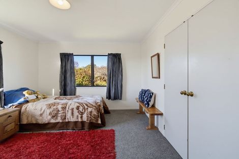 Photo of property in 35 Domain Road, Waipawa, 4210