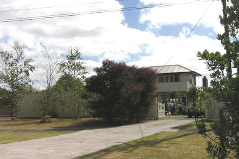 Photo of property in 254a East Coast Road, Forrest Hill, Auckland, 0620