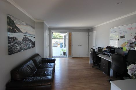 Photo of property in 22 Smith Street, Lepperton, New Plymouth, 4373