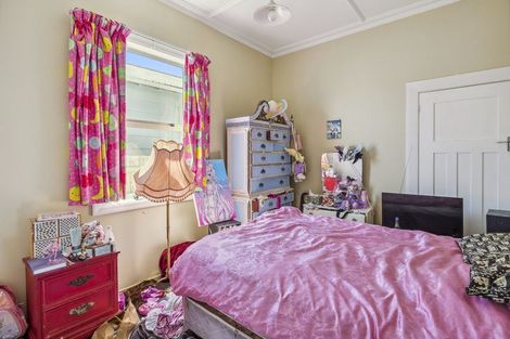 Photo of property in 210 Oxford Street, South Dunedin, Dunedin, 9012