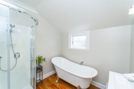 Photo of property in 99 Jellicoe Street, Martinborough, 5711