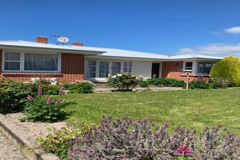 Photo of property in 4 Carlisle Street, Waimate, 7924