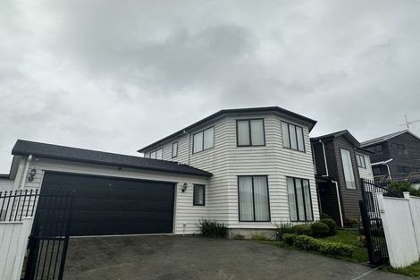 Photo of property in 2 Crompton Place, Orewa, 0931