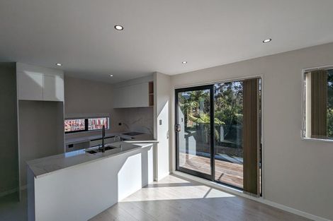 Photo of property in 8 Henry Blyth Lane, Greenhithe, Auckland, 0632