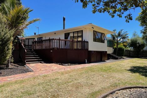 Photo of property in 202 Royal Road, Massey, Auckland, 0614