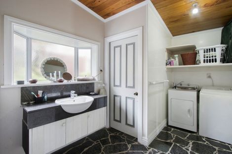 Photo of property in 10 Gladstone Road, Waihi, 3610