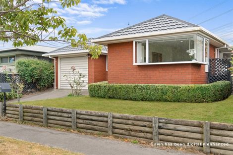 Photo of property in 1 Ilfracombe Place, Burnside, Christchurch, 8053