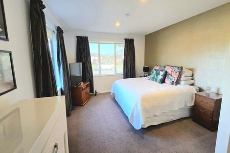 Photo of property in 7 Moeraki Place, Hei Hei, Christchurch, 8042