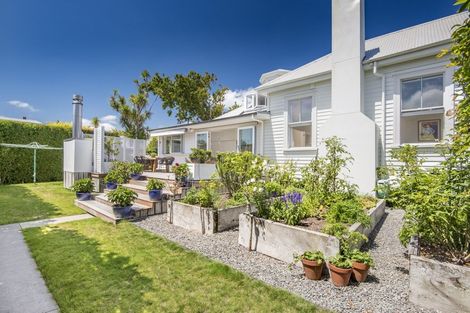 Photo of property in 126 Calliope Road, Stanley Point, Auckland, 0624