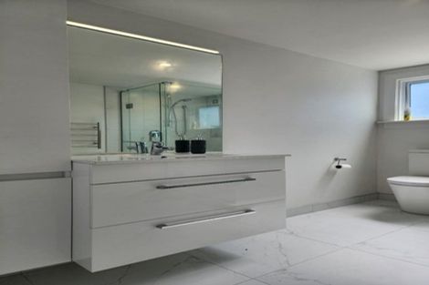 Photo of property in 157 Molesworth Street, New Plymouth, 4312