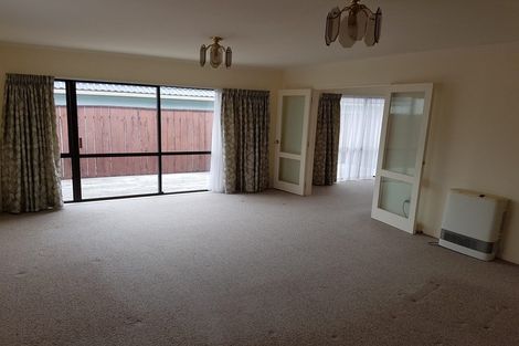 Photo of property in 15a Collingwood Street, Waterloo, Lower Hutt, 5011