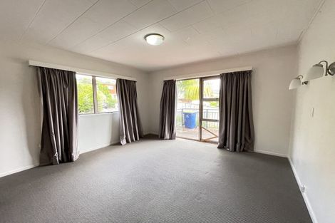 Photo of property in 4 Lynngate Place, Hillcrest, Auckland, 0627