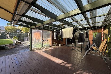Photo of property in 1/13 Thornton Road, Milford, Auckland, 0620