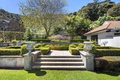 Photo of property in 60 Cheviot Road, Lowry Bay, Lower Hutt, 5013