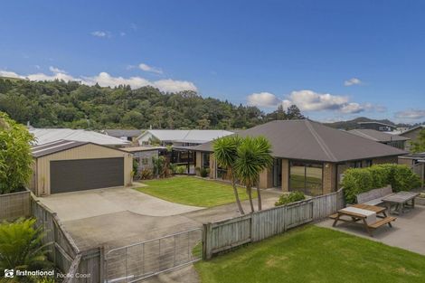 Photo of property in 22 Captain Wood Avenue, Whitianga, 3510