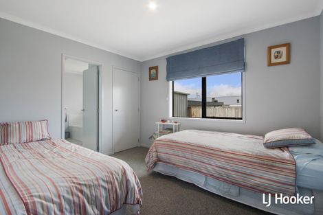 Photo of property in 11 Reel Road, Athenree, Waihi Beach, 3611