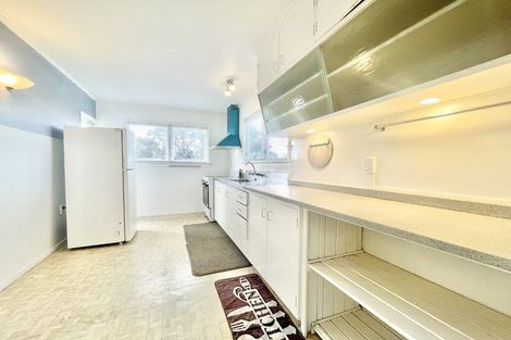 Photo of property in 20 Karaka Street, New Lynn, Auckland, 0600